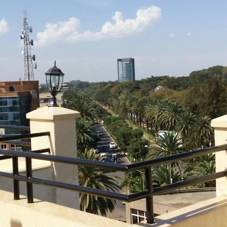 Palm Palace Hotel Bahir Dar Ngoại thất bức ảnh