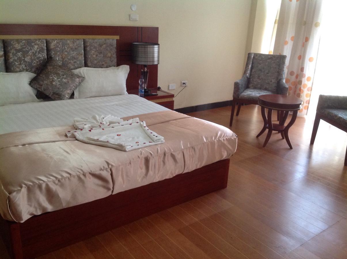 Palm Palace Hotel Bahir Dar Ngoại thất bức ảnh