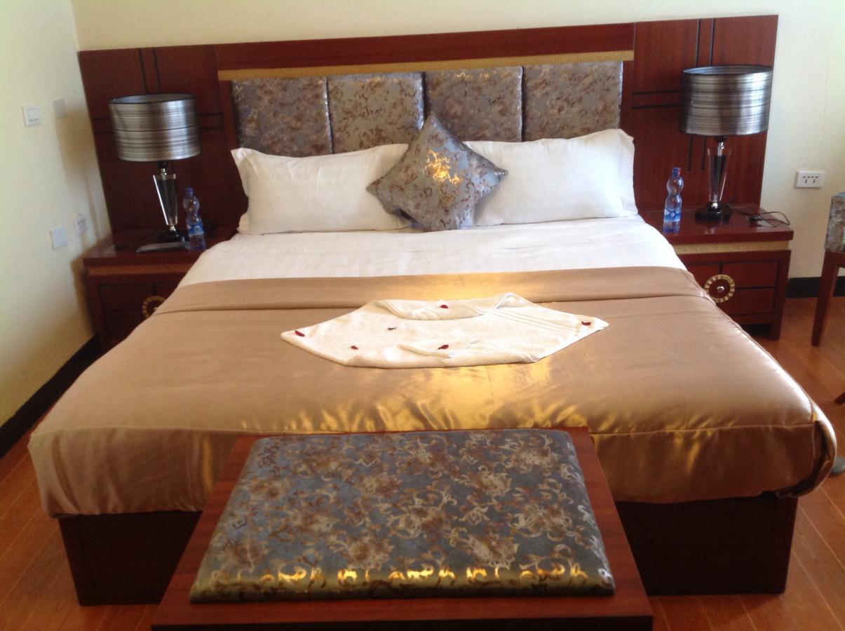 Palm Palace Hotel Bahir Dar Ngoại thất bức ảnh