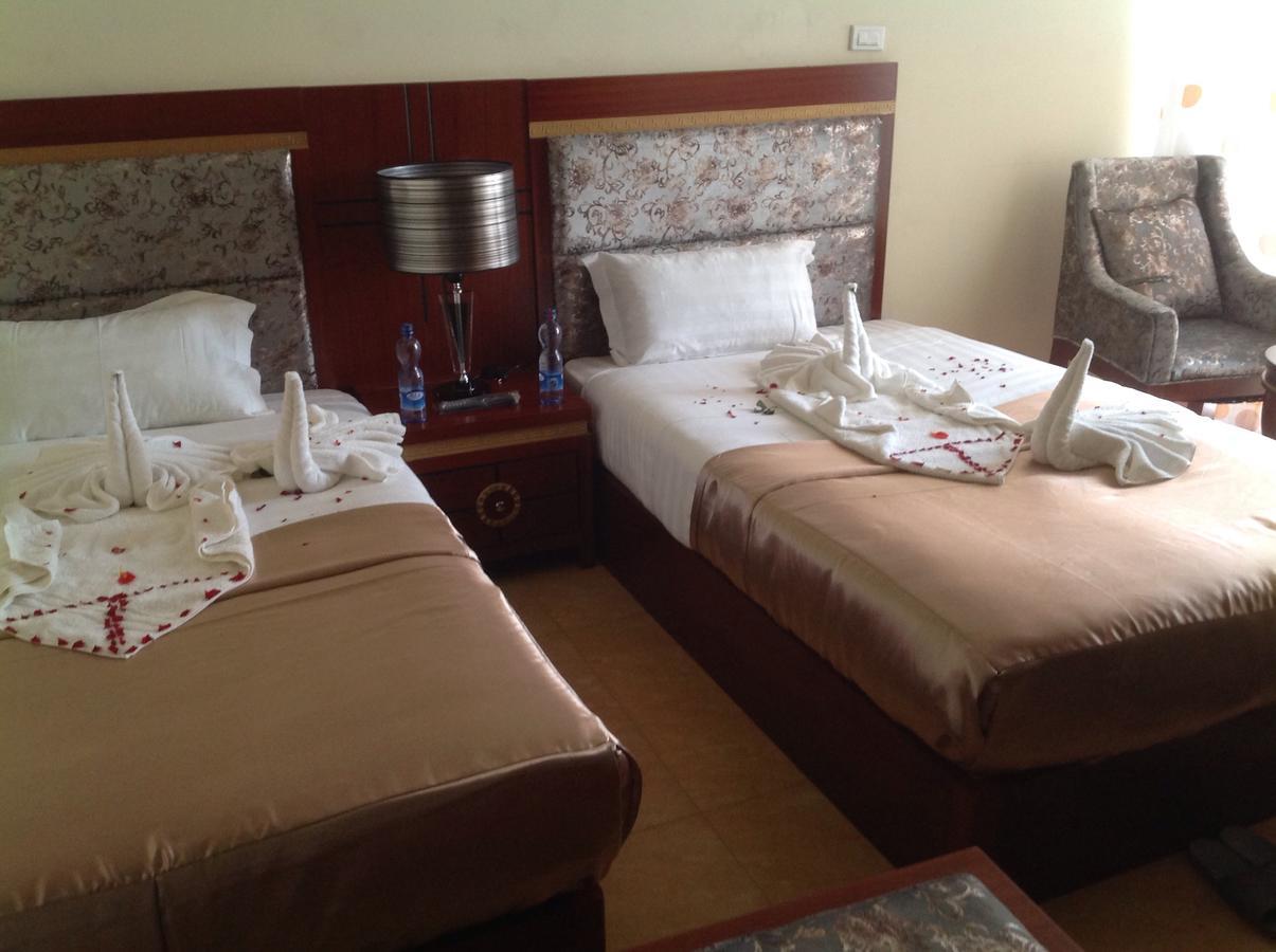 Palm Palace Hotel Bahir Dar Ngoại thất bức ảnh