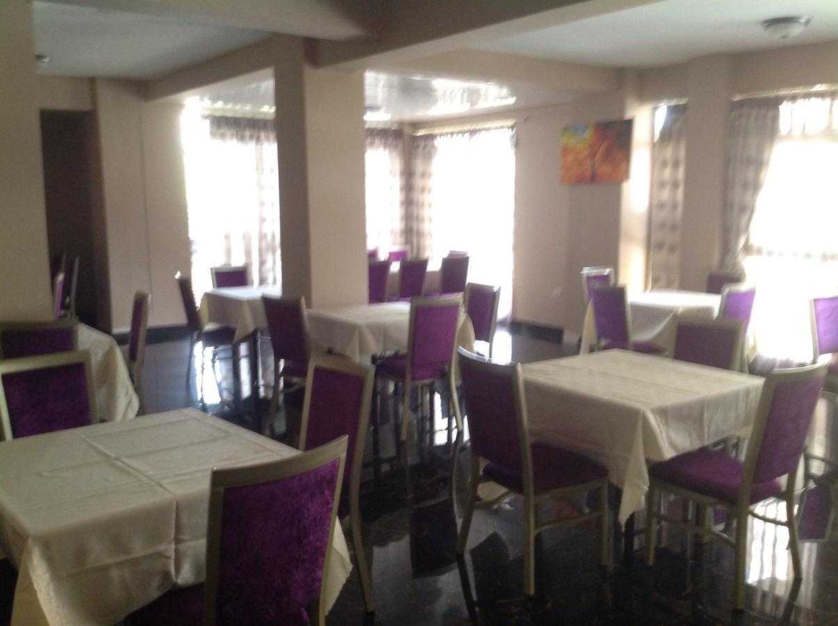 Palm Palace Hotel Bahir Dar Ngoại thất bức ảnh