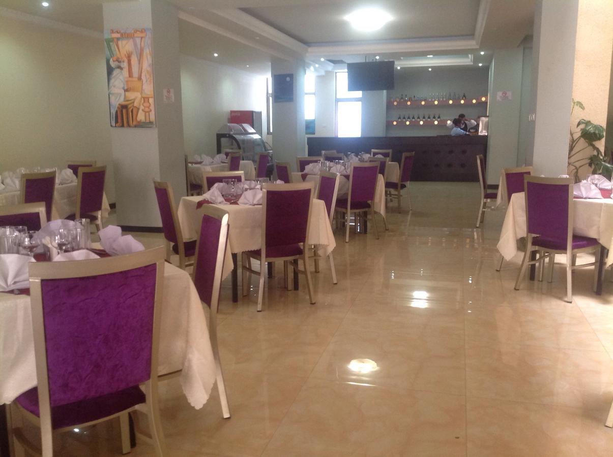 Palm Palace Hotel Bahir Dar Ngoại thất bức ảnh